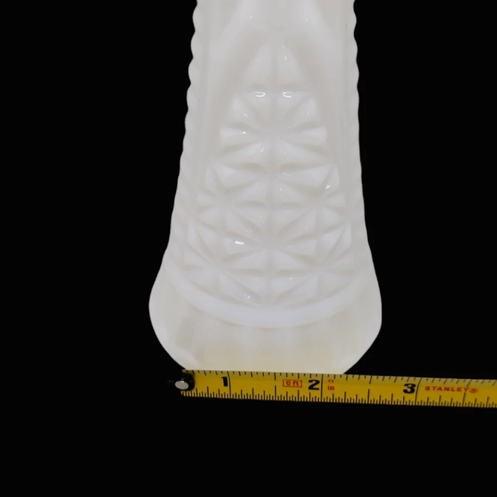 Vintage Anchor‎ Hocking Stars and Bars Milk Glass Bud Vase